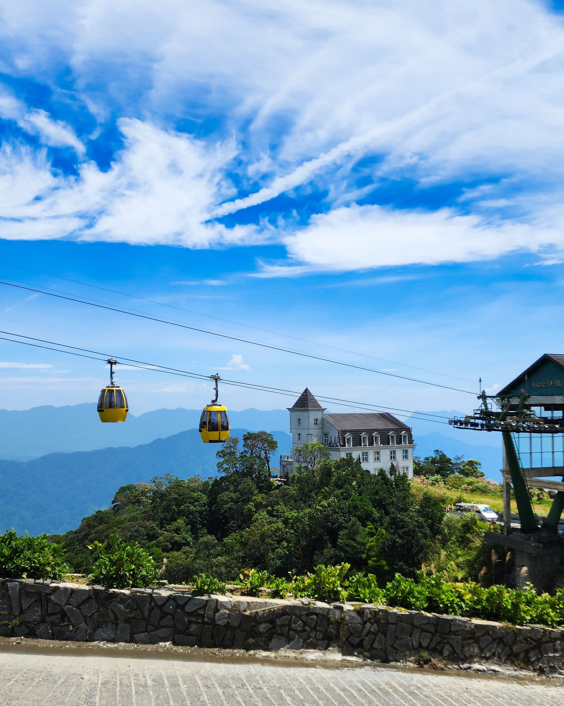 巴拿山之旅：佛手橋・歐風小法國村・浪漫花園・山頂纜車